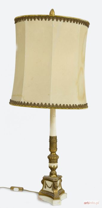 Lampa gabinetowa z abażurem