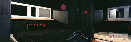 PUSTOŁA Konrad | Warszawa z cyklu Darkrooms, 2009