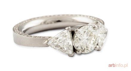 Pierścionek z diamentami, współczesny