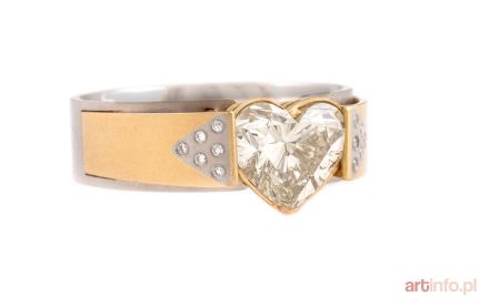 Pierścionek z motywem serca, współczesny