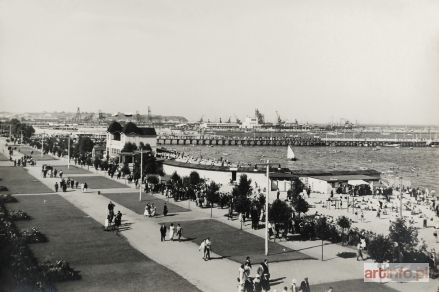 PODDĘBSKI Henryk | Gdynia, Promenade